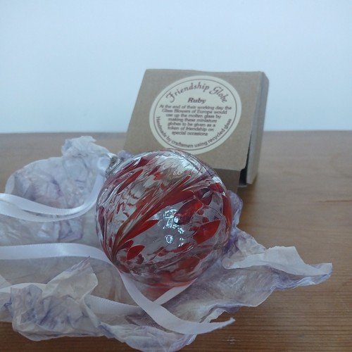 Ruby glass friendship - ruby, globe