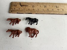 1:72 horses for dioramas x 4 ( railway etc ) excellent condition.