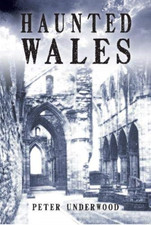 Haunted Wales - Paperback NEW