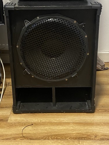 1000watts speakers with - 15”,