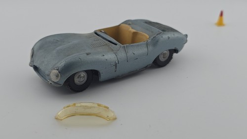 Triang spot 107 jaguar xkss - spot,