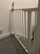 Lindam Easy Fit Stair Baby Pet Pressure Safety Gate With extra Extension RRP £45