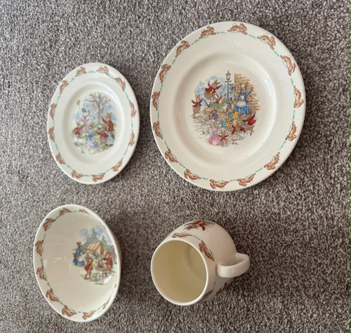Royal doulton bunnykins - royal,