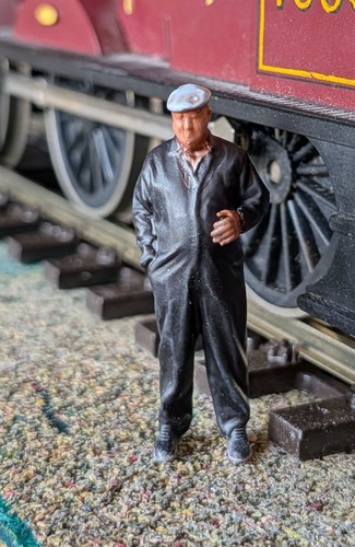 Gauge loco - (1:43, scale)