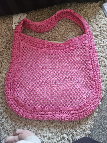 And hot pink crotchet - m,