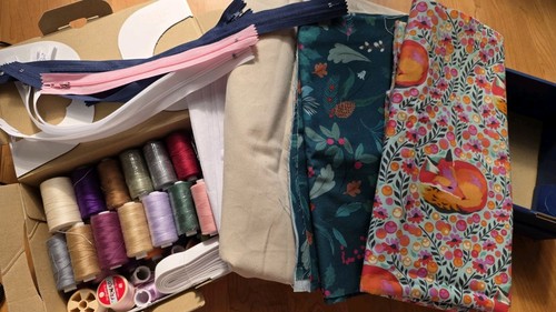 Massive sewing and thread - massive,