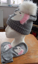 Girls Grey Hat & Mittens Pink / White Sparkly Unicorn Fluffy Pom Pom ONE SIZE