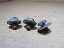 Range Rover L322 3.6 overfinch tailgate hatch rear spoiler mount bolts