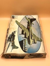 Revell B-17f Memphis Belle Flying Fortress Model Kit 1/48 Scale 