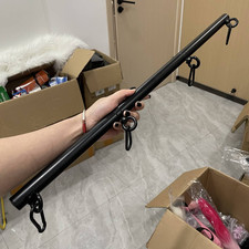 Black Metal Spreader Bar Open