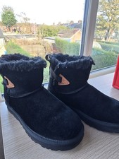 UGG Mini Bailey Flex boot for