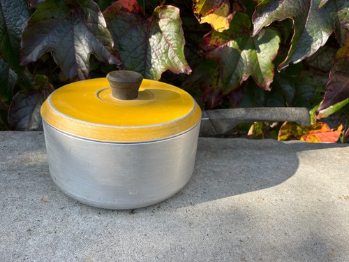 Vintage collectable saucepan - vintage,