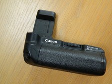 Used canon battery - canon, grip
