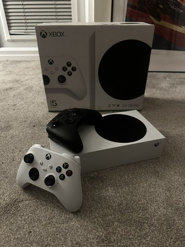 Xbox series boxed - s,