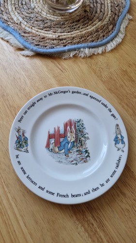 Peter rabbit wedgwood - rabbit, plate