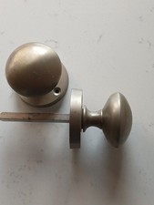 internal door knobs used 7 pairs