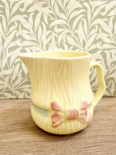 Vintage kitch yellow - yellow, creamer