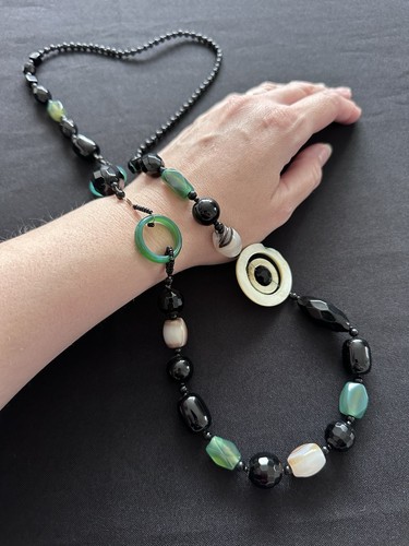 Handmade mixed black - black, green