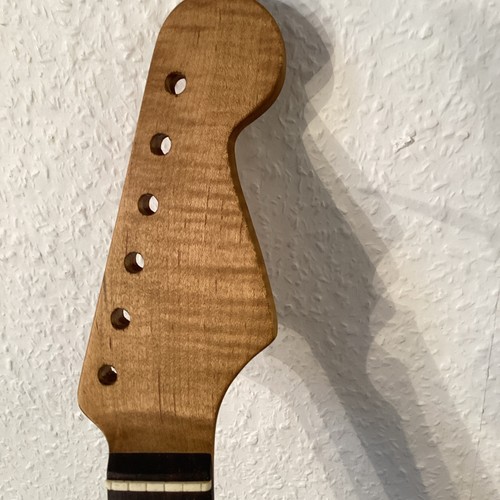 Guitar neck strat flame - neck,