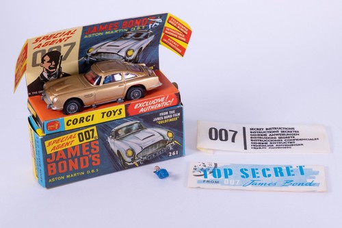 Corgi toys 261 - toys,