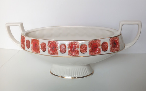 Arthur wood mantle vase - mantle,