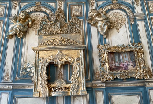 Dolls house gold - dolls,