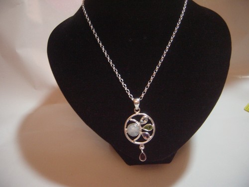 Vintage lovley solid silver - lovley-solid,