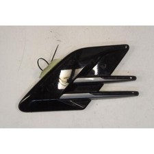 FRONT RIGHT WING TRIM FOR LAND