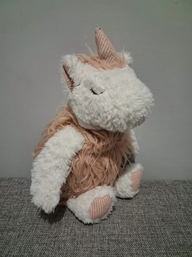 Medium sized fluffy - medium,
