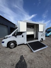 BRAND NEW, Hunter coach built 3.5t stallion stall