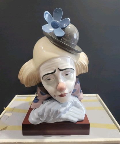 Lladro pensive clown - pensive,