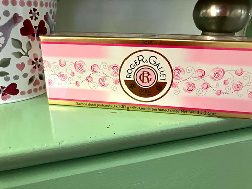 Roger gallet rose perfumed - roger,