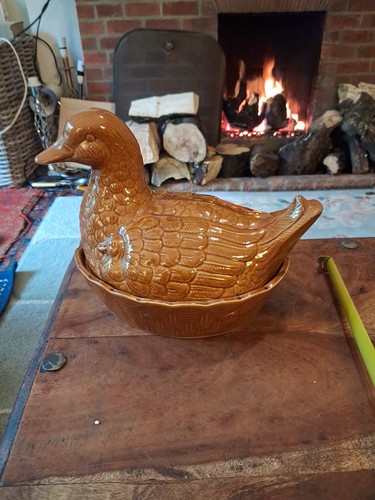 Vintage treacle glazed ceramic - glazed,