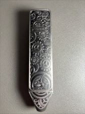 Olight D2 Ti Gears Limited Edition. Included Storage Case. Titanium EDC Tool