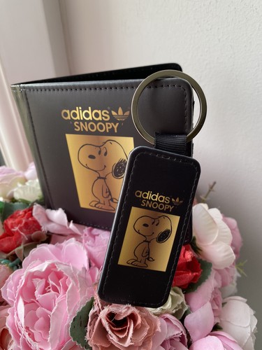 Adidas snoopy wallet and - snoopy,