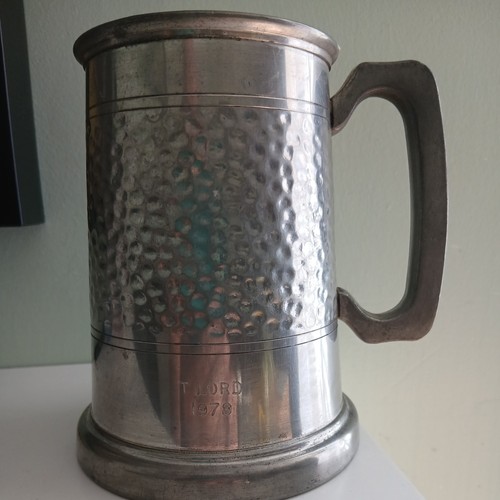Vintage half hammered pint - half, 1