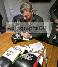 Customised JOE CALZAGHE signed glove LIMITED EDITION