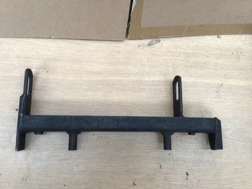 Engine lifting bracket - , for