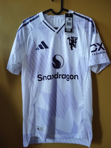 Manchester united 2025 away - 2025/26,
