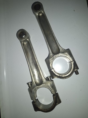 Vintage triumph 650 con rods - triumph,