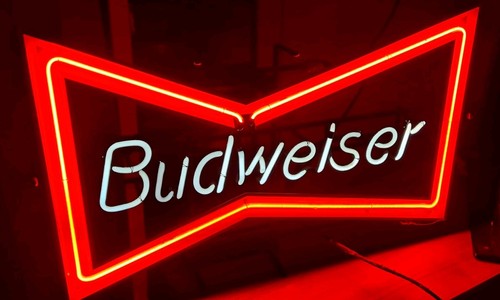 Budweiser neon sign vintage - neon,