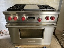 Wolf  Subzero DF364G-LP 36 Inch 90cm Wide Duel Fuel Range Cooker. LPG. Used.