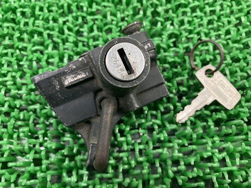 Tx500 helmet lock yamaha - tx500,