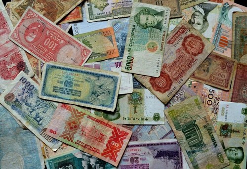 Mixed world banknotes - world,