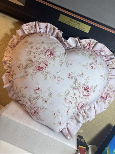 Shabby chic heart - chic, pillow