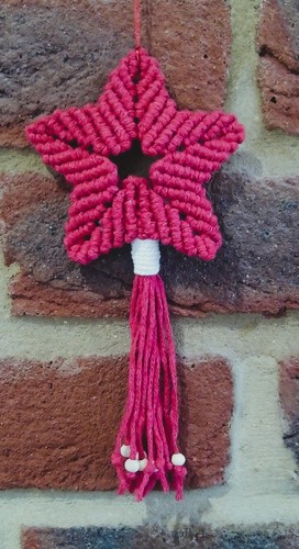 Shooting star macrame - star,