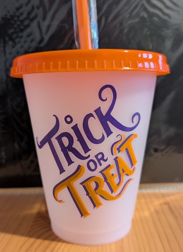 Halloween trick treat cat - trick,
