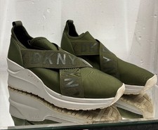 Green dkny leya wedge - green, slip