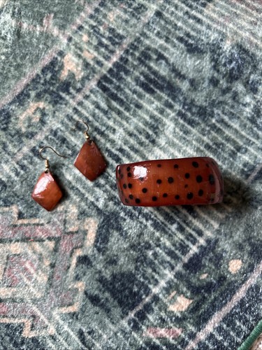 Genuine west african - west, hand