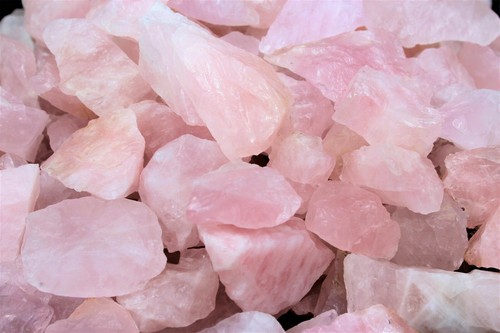 Rose quartz rough - quartz, ~